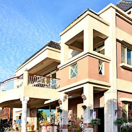 Taichung Xinshe Garden Life Homestay B&B Esterno foto