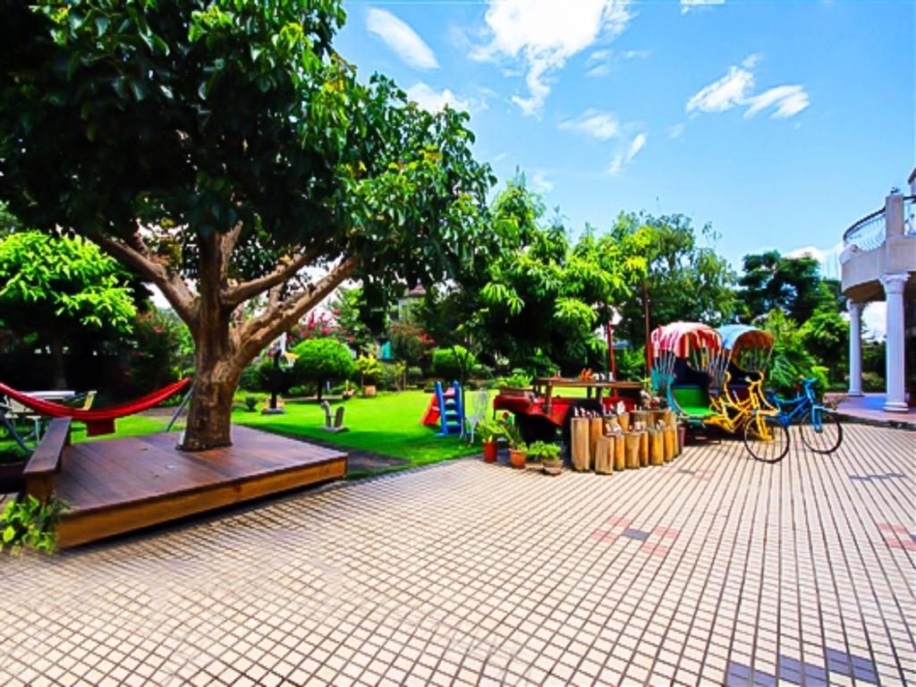 Taichung Xinshe Garden Life Homestay B&B Esterno foto
