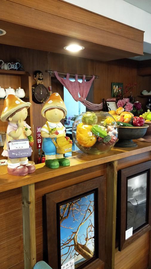 Taichung Xinshe Garden Life Homestay B&B Esterno foto