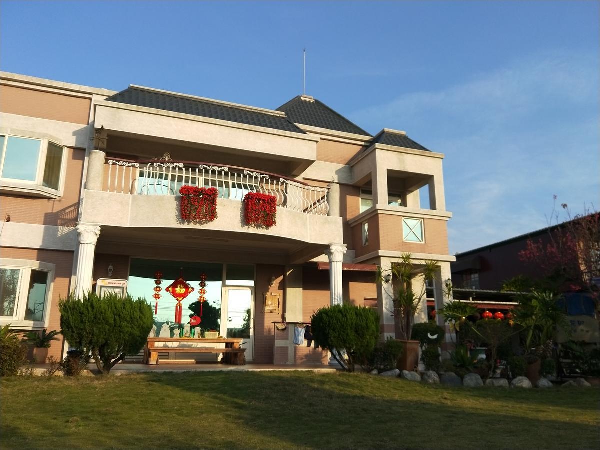 Taichung Xinshe Garden Life Homestay B&B Esterno foto